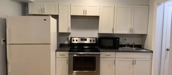 Cozy 1-Bedroom Apartment in Coram – Private & Convenient Stay
