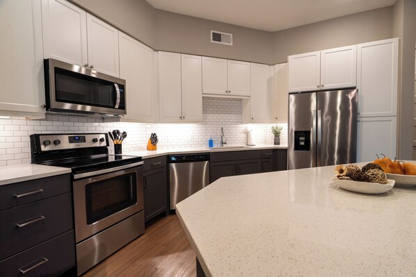 Microwave, oven, stovetop, dishwasher