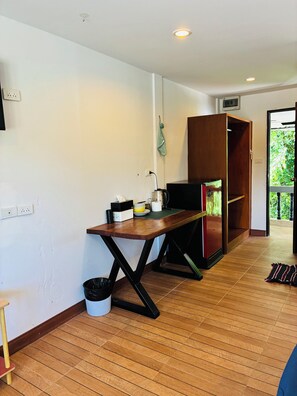 Apartemen Klasik, pemandangan kota | Meja kerja, ruang kerja ramah laptop, dan Wi-Fi gratis