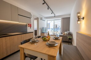 Dining - Clean and Convenient Apart, Central Location (Msida)