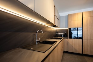 Refrigerador, utensilios de cocina