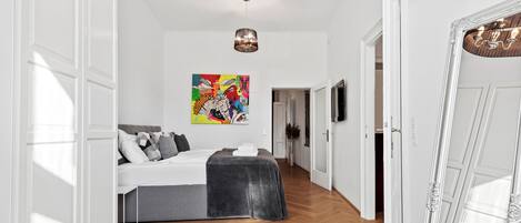 Deluxe-Apartment, 3 Schlafzimmer, Nichtraucher, Klimaanlage | Bügeleisen/Bügelbrett, kostenloses WLAN