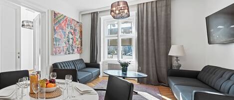 Apartamento luxo, 3 quartos, para não fumantes, ar-condicionado | Área de estar