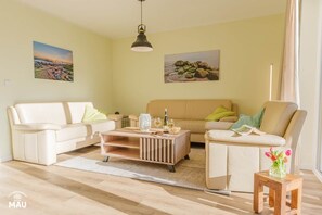 Televisión, futbolito y tenis de mesa 