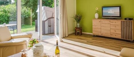 تلفزيون، كرة قدم الطاولة، تنس طاولة