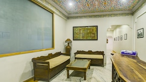 House | Reception - Super Townhouse Chandpole Metro Station (Jaipur)