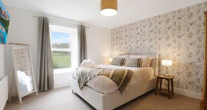 Cuddy`s Croft - North East Escapes