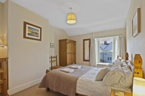 2 bedrooms, iron/ironing board, travel crib, free WiFi