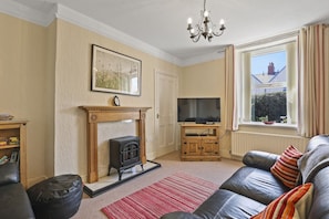 Smart TV, DVD player, books