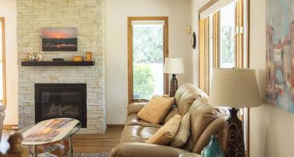 Modern 4-BR House • Prime Location Near Zoo