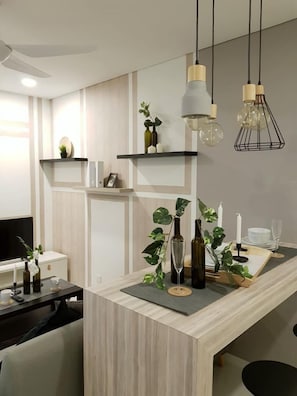 In-room dining - Signature Apartment at Mercu Summer Suites KLCC (Kuala Lumpur)