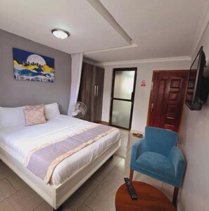1 bedroom, internet, bed sheets - Bed & Breakfast Stella Suites by Kosewe (Nairobi County)