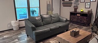 Nice 3-bedroom house with AC in Livingston. Come enjoy the relaxing cabin 301