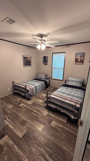 3 bedrooms, travel cot, free WiFi, bed sheets