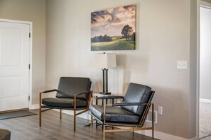 Interior - Birdie Hideaway at Home Stay MHK (Manhattan)