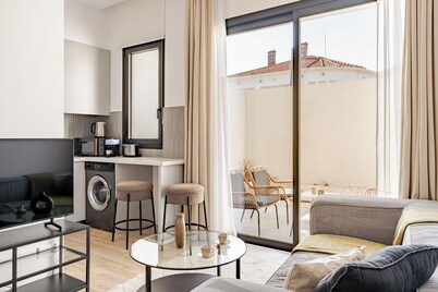 Yamas Urban Living Olympia Suites