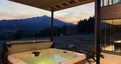 7-bedroom chalet with golf simulator, steam room, and hot tub