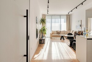 Apartemen Keluarga, 3 kamar tidur, Bebas Asap Rokok, balkon | Ruang keluarga