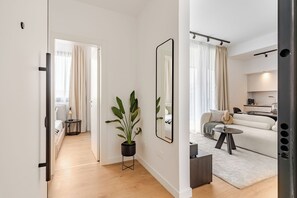 Διαμέρισμα, 2 Υπνοδωμάτια, Μη Καπνιστών, Μπαλκόνι | Γραφείο, χώρος εργασίας για λάπτοπ, σίδερο/σιδερώστρα, δωρεάν Wi-Fi 