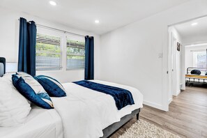 2 bedrooms, iron/ironing board, WiFi, bed sheets