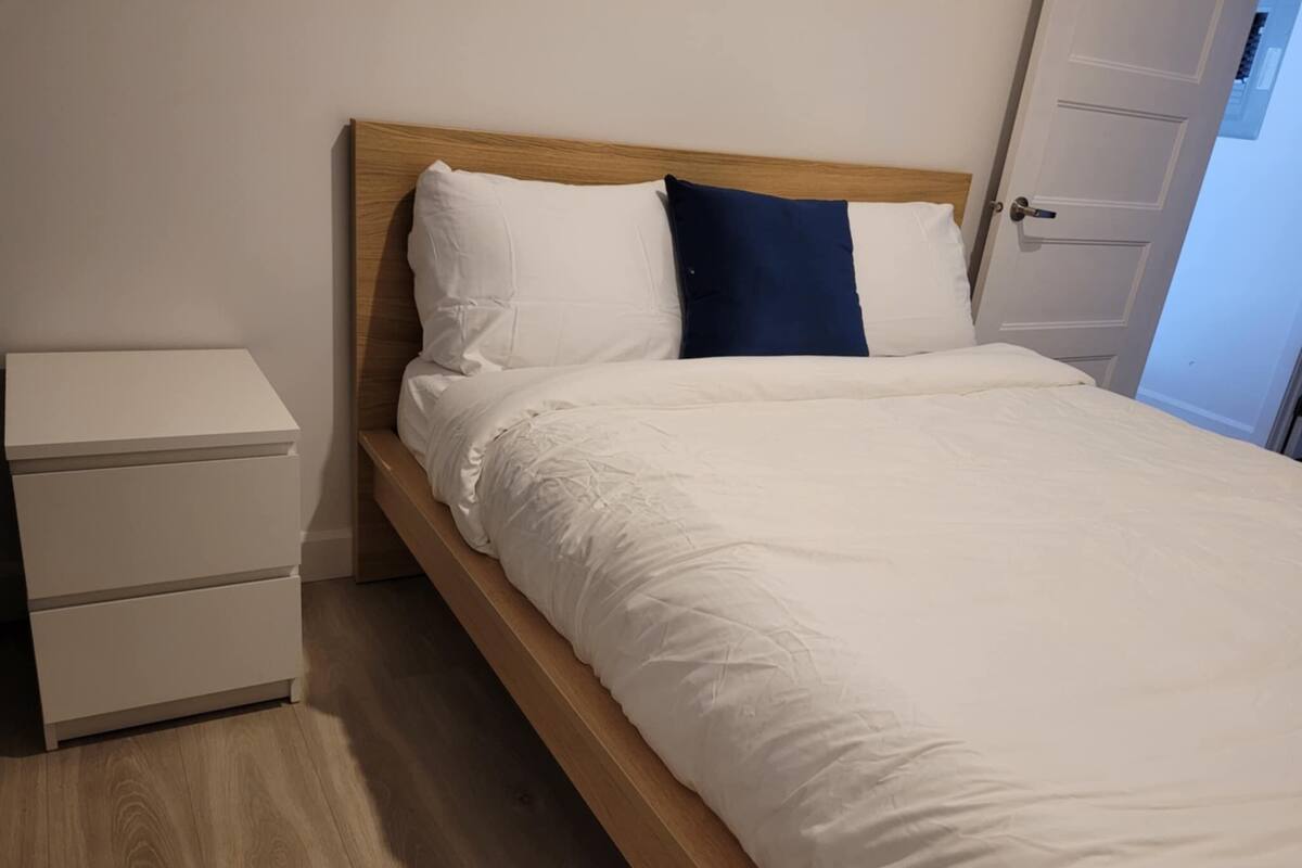 Deluxe Apartment | Free WiFi