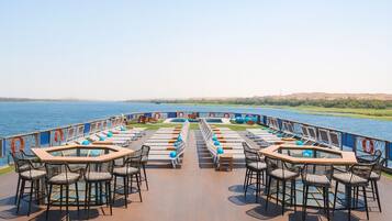 Sun deck