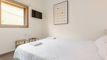 Apartment, 3 Bedrooms, Non Smoking, Beachside | Free WiFi