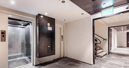 BreezHouse Sadeh 28 Residence