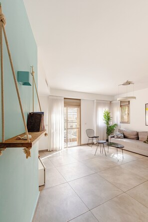 Familienapartment, 2 Schlafzimmer, Nichtraucher, am Strand | Wohnbereich