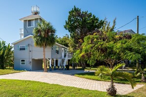 Exterior - Tidewater           Pearl (Spring Hill)