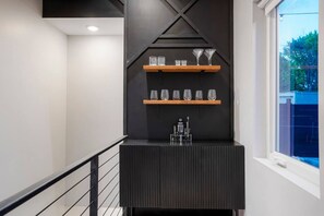 Interior - Good Vibe Tribe-2 Mi DT-Hot Tub-K Bed-Pet Friendly (Denver)