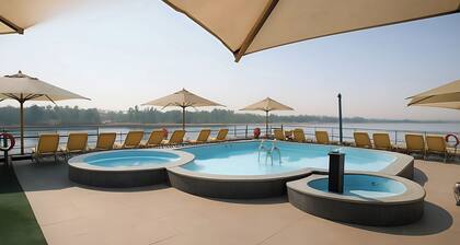 Nile Cruise Essence every Monday from Aswan 3 nights and every Thursday from Luxor 4 nights