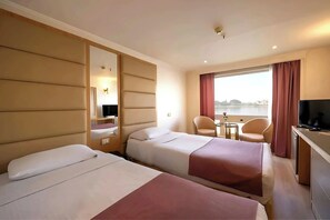 In-room safe, soundproofing