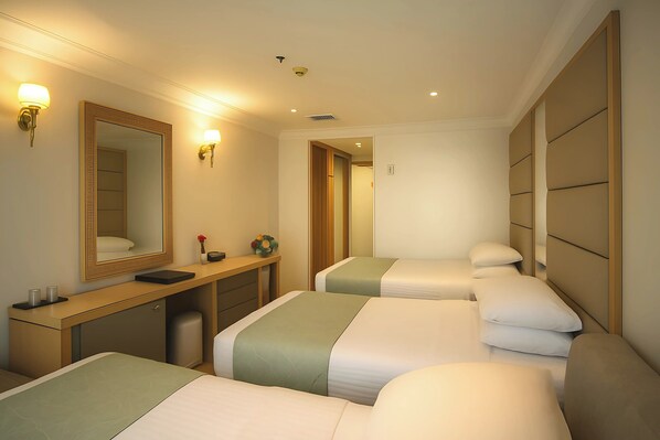 In-room safe, soundproofing