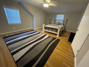 4 habitaciones, tabla de planchar con plancha y wifi gratis