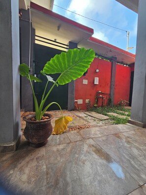 Exterior detail - Home residence OUIDAH (Ouidah)