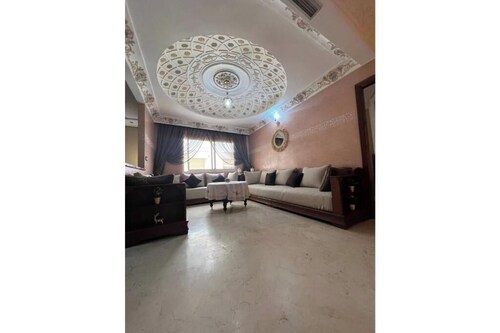 Close to the beach + Underground parking + air conditioning