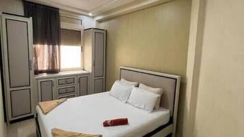 1 dormitori, Internet i roba de llit