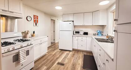 New Listing in Thatcher