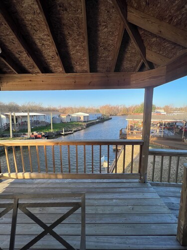 Serene Waterfront Home- With Boat Parking and Access to Lake Conroe!!