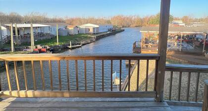 Serene Waterfront Home- With Boat Parking and Access to Lake Conroe!!