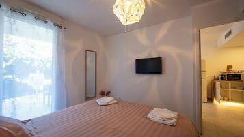 1 habitación, wifi y ropa de cama