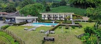 Best View Aparta Hotel