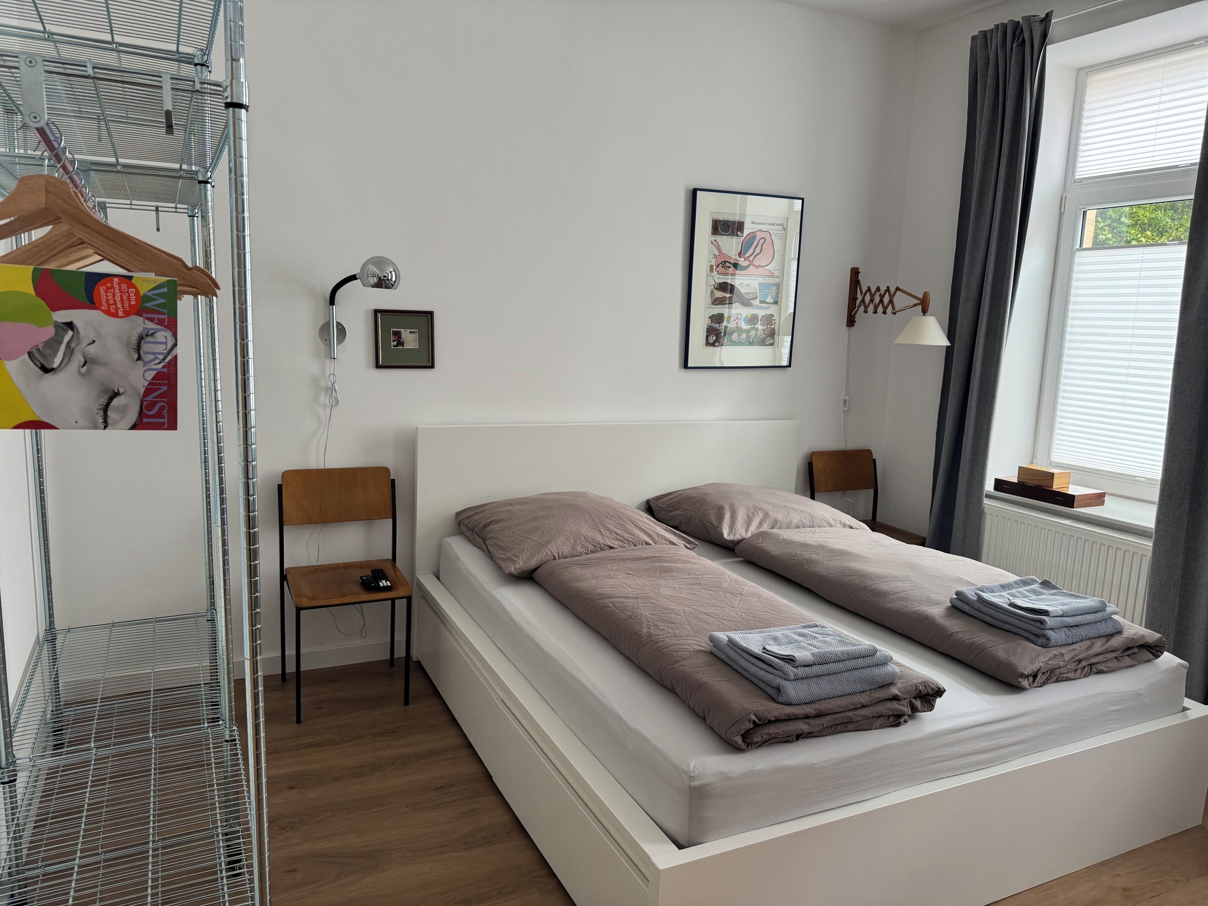 1 bedroom, internet, bed sheets