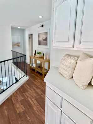 Interior - The Refuge of Dreams – Family-Friendly 3BR/3BA Home with Pool, Spa & Gym Access (Las Vegas)