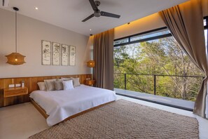 3 bedrooms, iron/ironing board, internet, bed sheets