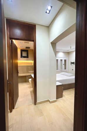 3 bedrooms, iron/ironing board