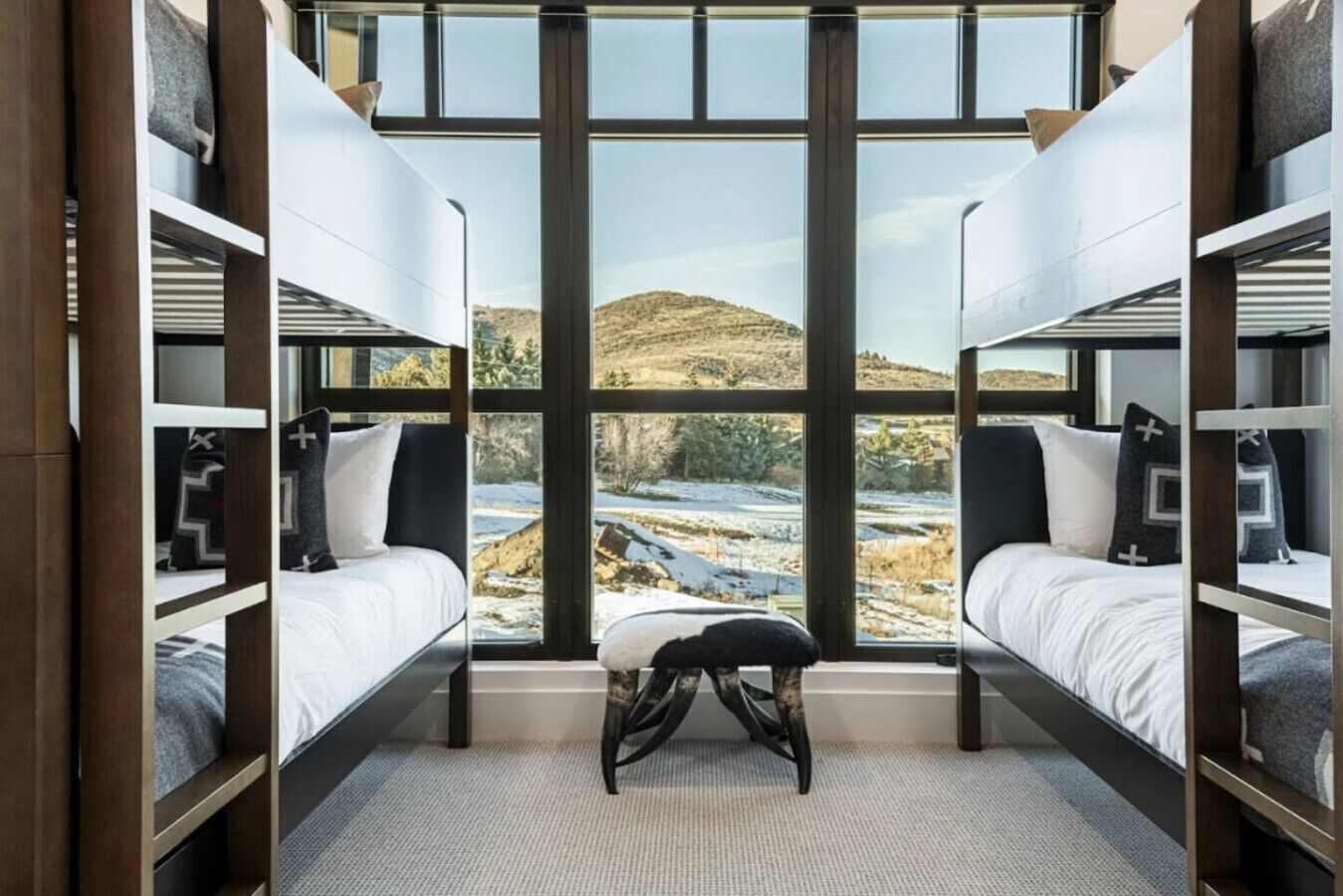 3 室のベッドルーム、アイロン / アイロン台、旅行用ベビーベッド、WiFi