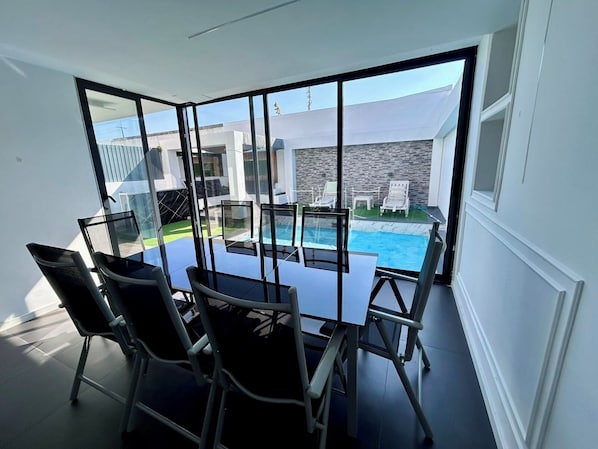 Outdoor pool, a heated pool