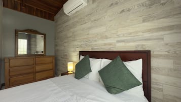 Standard Room | Frette Italian sheets, premium bedding, individually decorated